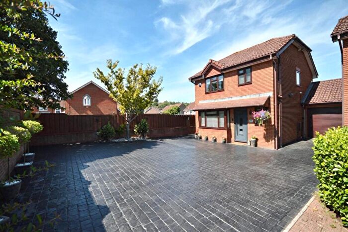 3 Bedroom Detached House For Sale In Chubb Close, Barrs Court, Bristol, BS30