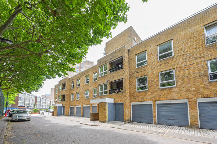 2 Bedroom Flat For Sale In Hobday Street, Tower Hamlets, London, E14