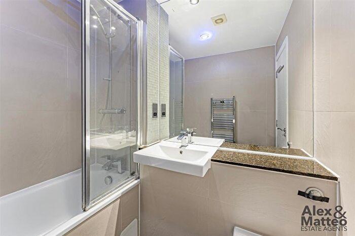 1 Bedroom Flat To Rent In Trundleys Road, Canada Water, SE8