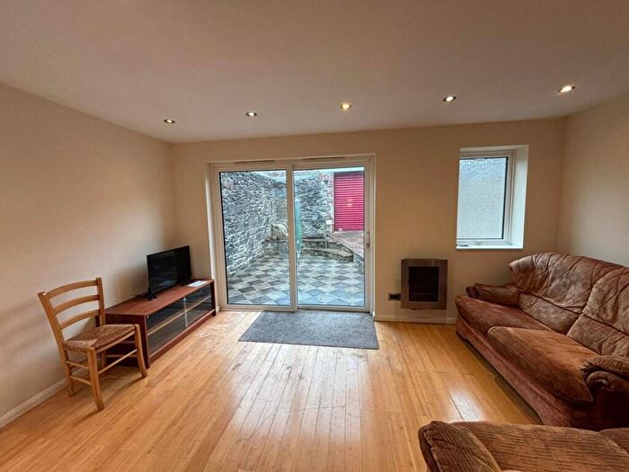5 Bedroom House To Rent In Salcombe Road, Plymouth, PL4