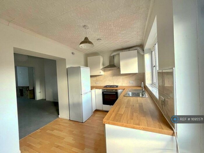 3 Bedroom Terraced House To Rent In Duckpool Road, Newport, NP19