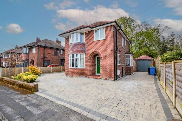 3 Bedroom Detached House To Rent In Laurel Drive, Timperley, Altrincham, WA15