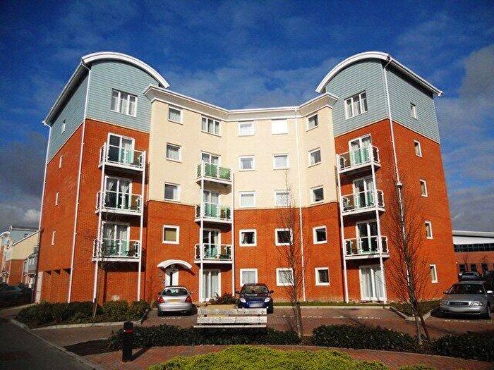 2 Bedroom Apartment To Rent In Reynolds Avenue, Redhill, Surrey, RH1