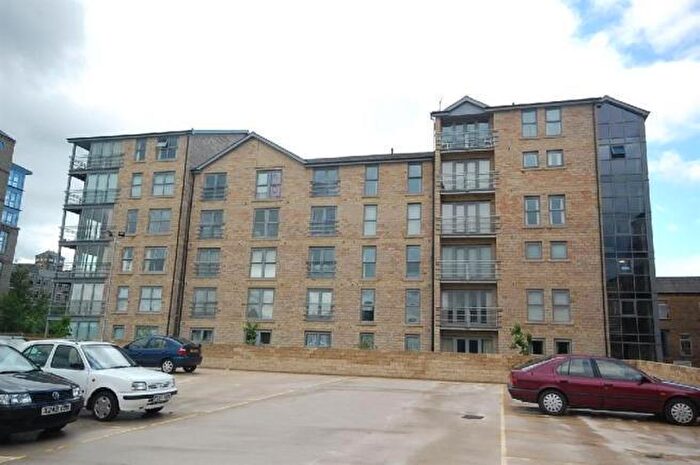 2 Bedroom Penthouse To Rent In Westbury Fold, Westbury Street, Elland, HX5