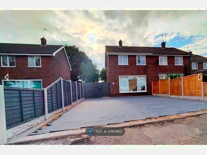3 Bedroom Semi-Detached House To Rent In Ralph Road, Chesterfield, S43