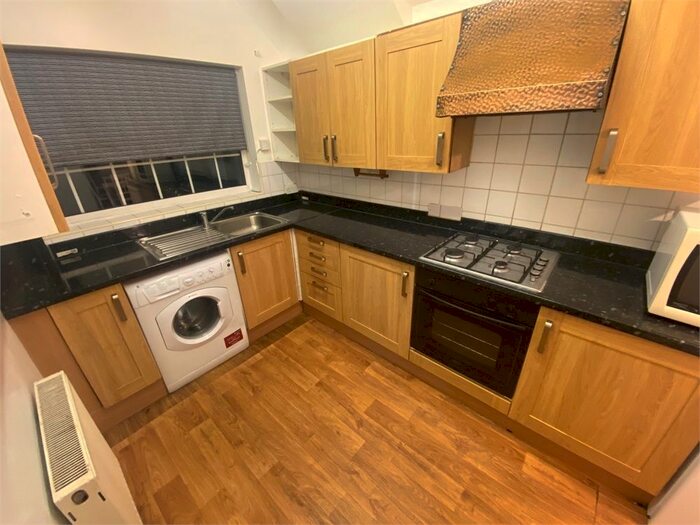 Studio To Rent In Langland Crescent, Stanmore, Middlesex HA7