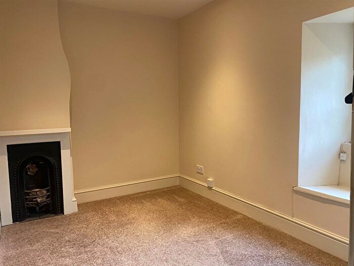 2 Bedroom Cottage To Rent In Church Lane, Ellerker, Brough, HU15