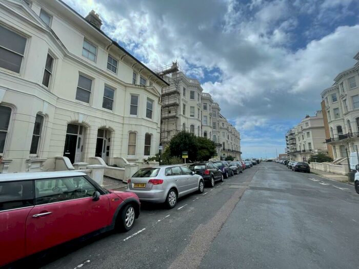 1 Bedroom Flat To Rent In St Aubyns, Hove, East Sussex, BN3