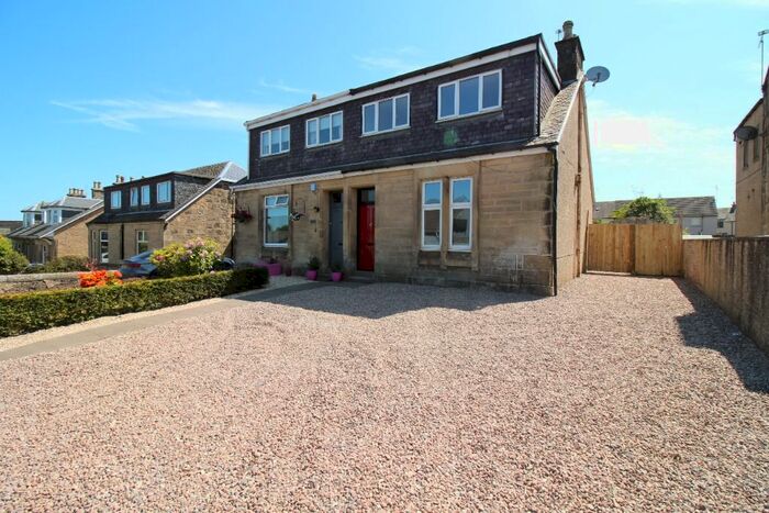 4 Bedroom Semi-Detached House To Rent In Duke Street, Denny, FK6