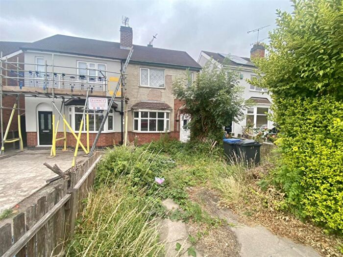 2 Bedroom Semi-Detached House For Sale In Ashby Road, Hinckley, LE10