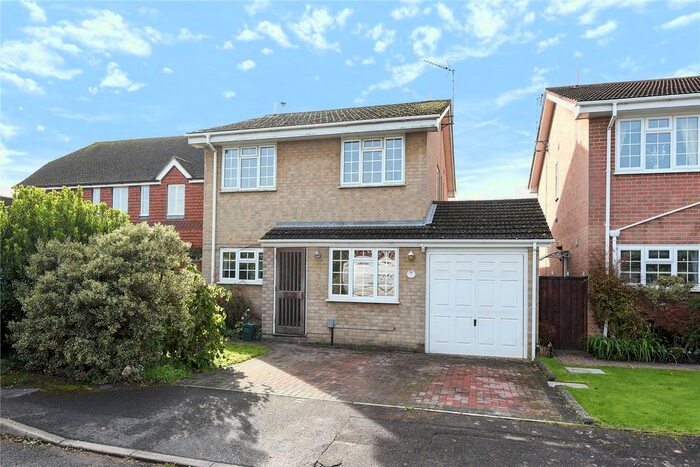 6 Bedroom Semi-Detached House To Rent In Bridgehill Close, Guildford GU2