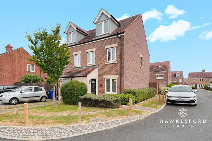 3 Bedroom Semi-Detached House For Sale In Nutmeg Crescent, Iwade, ME9