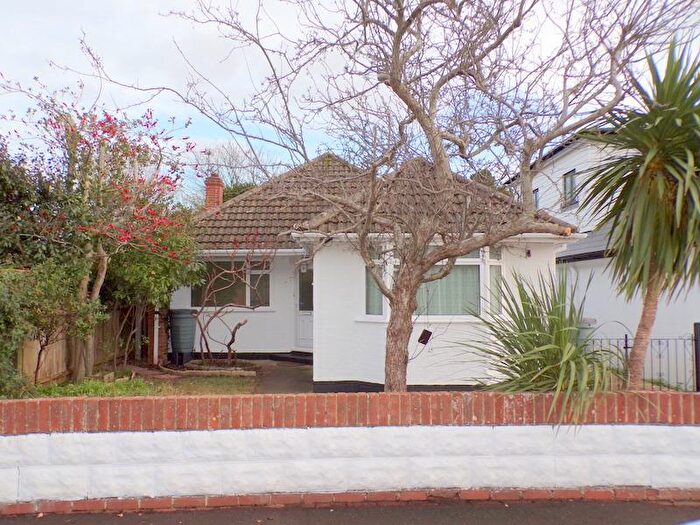 3 Bedroom Detached Bungalow For Sale In Harbeck Road, Bournemouth, BH8