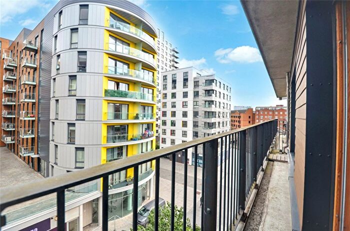 1 Bedroom Flat For Sale In Chatham Place, Reading, Berkshire, RG1