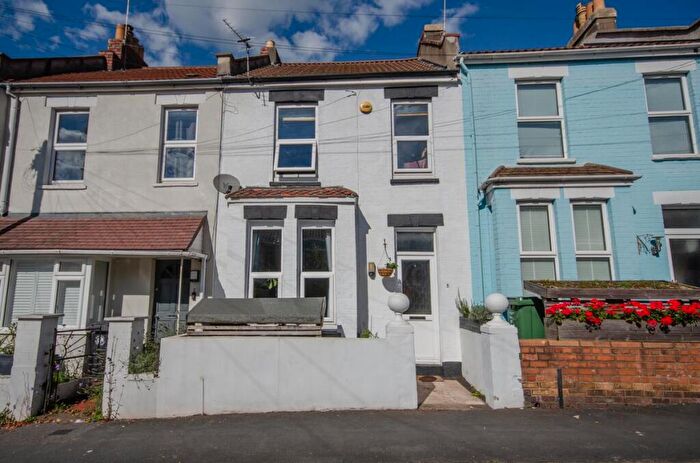 2 Bedroom Terraced House For Sale In Washington Avenue, Bristol, BS5