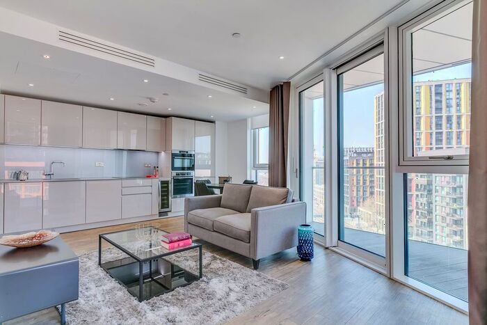 1 Bedroom Flat To Rent In Wandsworth Road, London, SW8