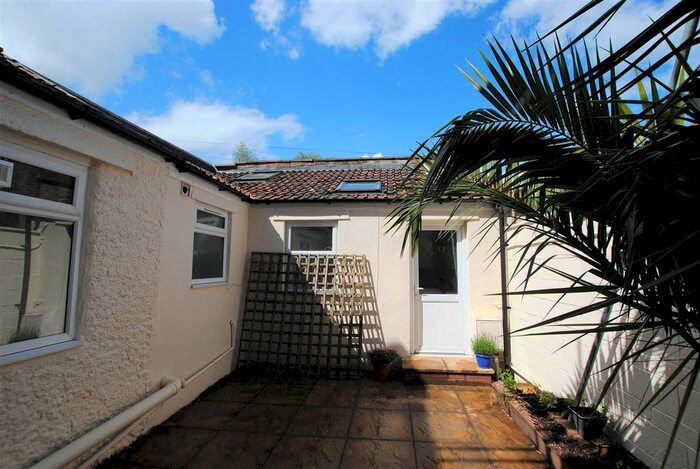 Studio To Rent In Hawthorne Street, Totterdown, Bristol, BS4