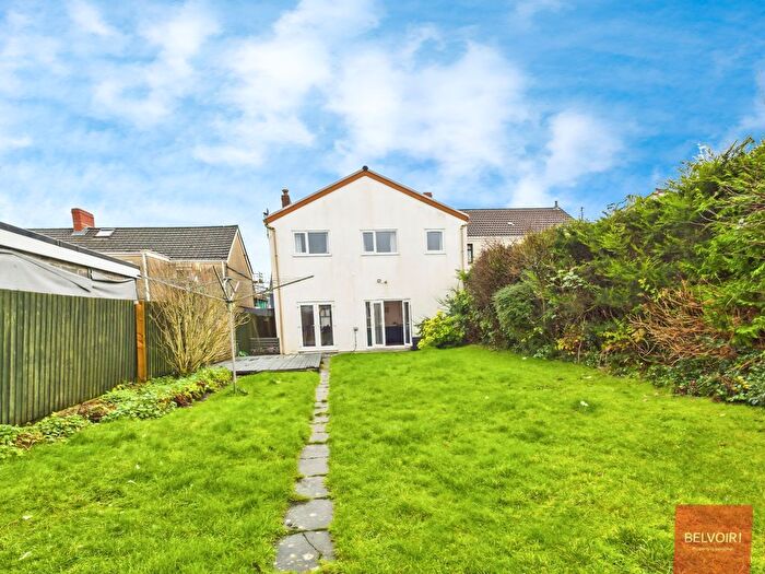 5 Bedroom Semi Detached House For Sale In Bryn Road, Loughor, Swansea, SA4