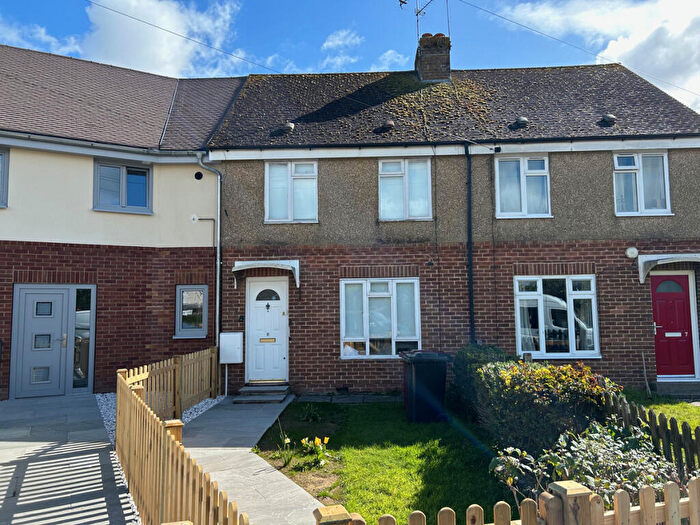 3 Bedroom Terraced House For Sale In Florence Road, Chichester, PO19