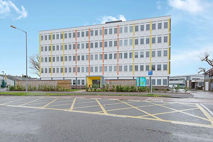 2 Bedroom Flat To Rent In Stockwood Road, Bristol, BS4