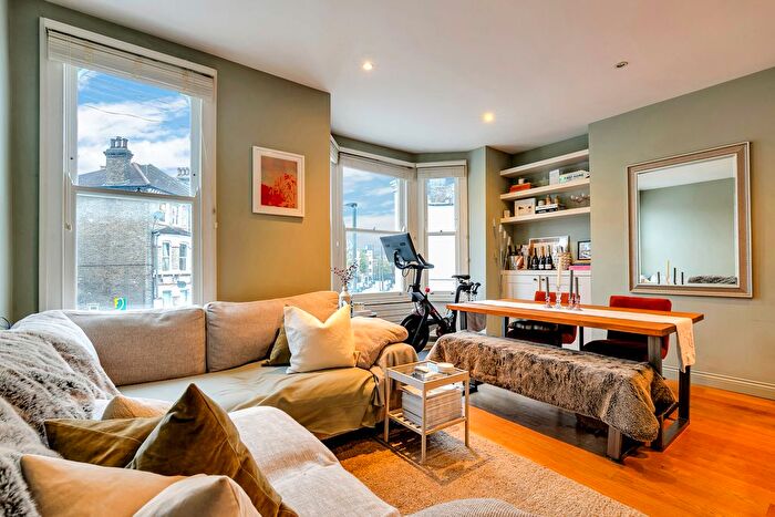 1 Bedroom Flat To Rent In Strathblaine Road, Clapham Junction, SW11