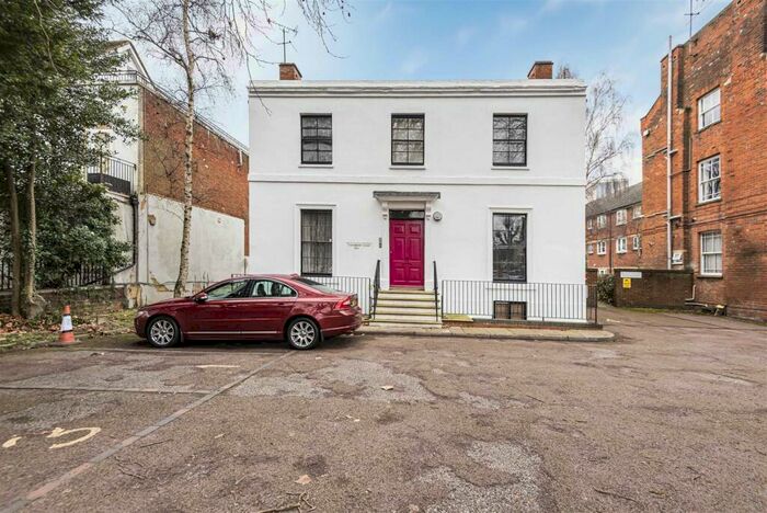 1 Bedroom Apartment To Rent In Muirfield Close, Reading, RG1