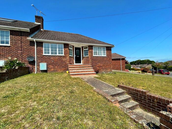 2 Bedroom Semi-Detached Bungalow To Rent In Hope Road, West End, Southampton, SO30