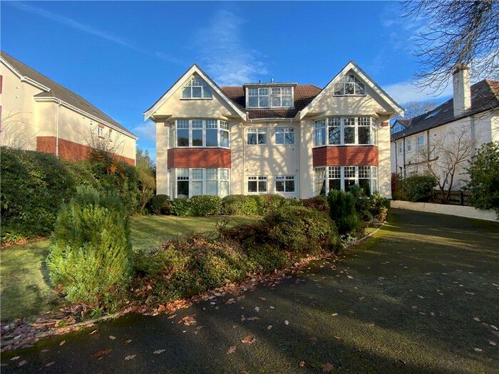 3 Bedroom Flat To Rent In Spur Hill Avenue, Lower Parkstone, BH14