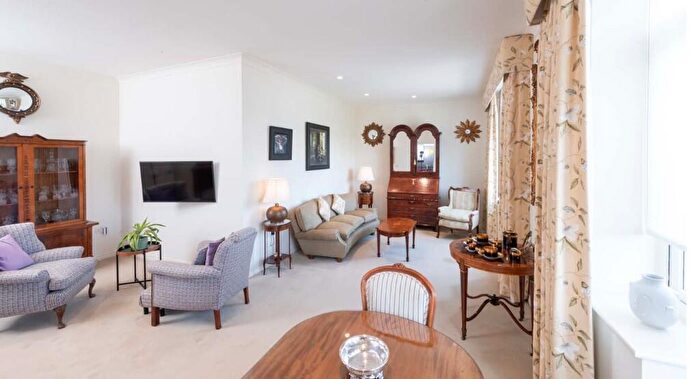 1 Bedroom Flat For Sale In Farthing Court, Langstone Way, Mill Hill, London, NW7