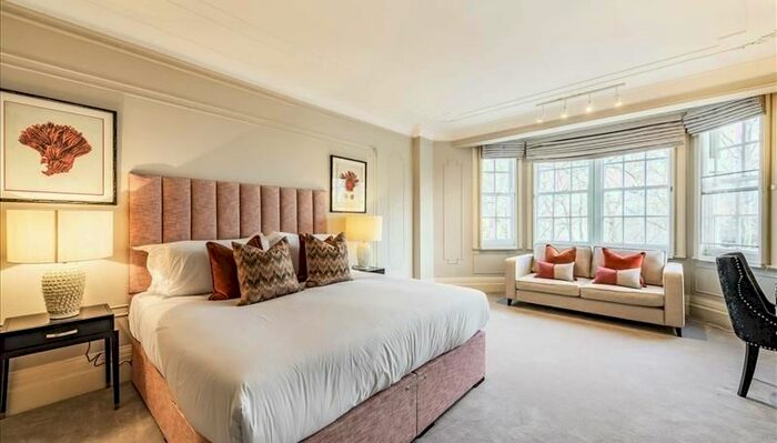 6 Bedroom Flat To Rent In Park Road, London, NW8