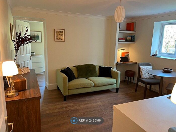 1 Bedroom Flat To Rent In East Finchley, London, N2