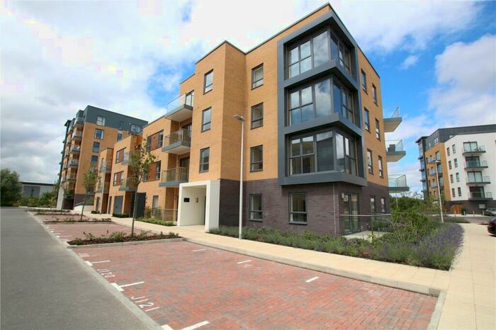 1 Bedroom Apartment To Rent In Peregrine House, Bedwyn Mews, Reading, Berkshire, RG2