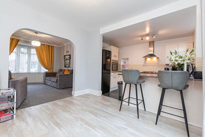 3 Bedroom Semi Detached House For Sale In Haughton Road, Darlington, DL1