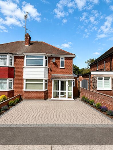 3 Bedroom Semi Detached House To Rent In Appleton Avenue, Birmingham, B43