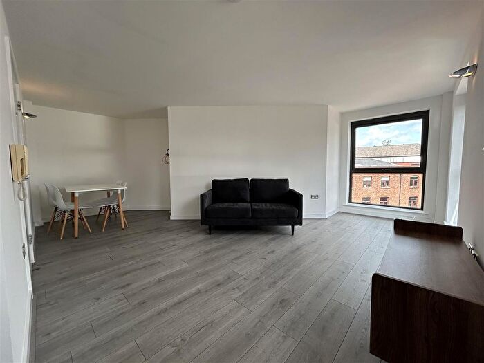 2 Bedroom Flat To Rent In Whittles Croft, Ducie Street, Northern Quarter, M1