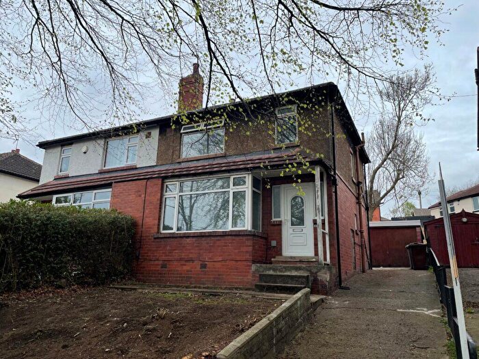 3 Bedroom Semi-Detached House To Rent In Stainbeck Road, Leeds, LS7