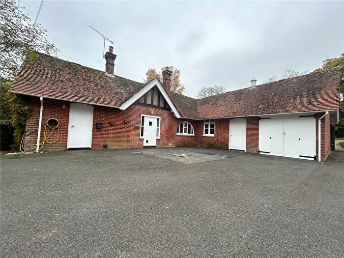 2 Bedroom Bungalow To Rent In Stony Batter, West Tytherley, Salisbury, Hampshire, SP5