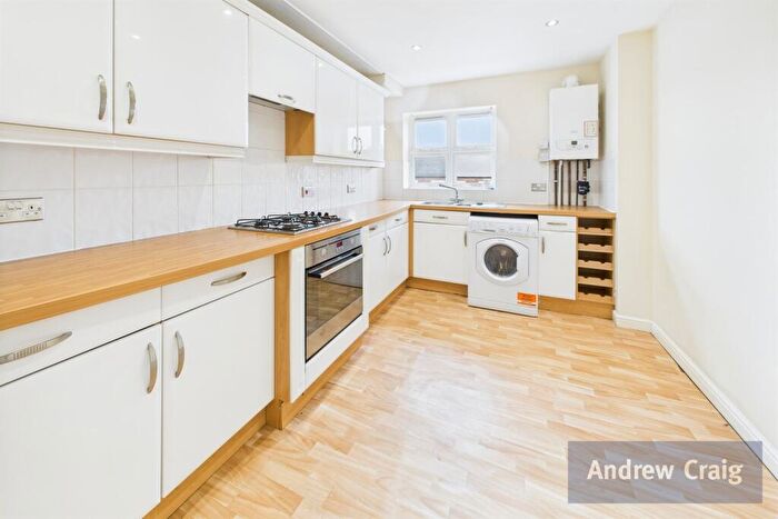 3 Bedroom Apartment For Sale In Louise House, Sunderland, SR2