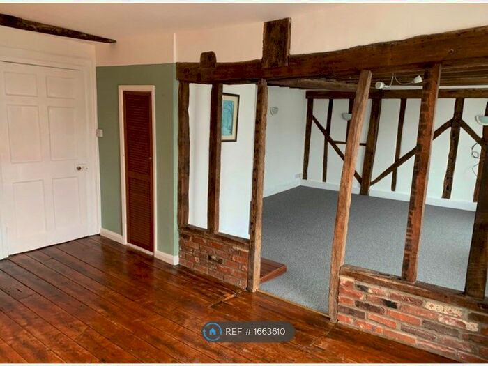 2 Bedroom Flat To Rent In High Street, Lavenham, CO10