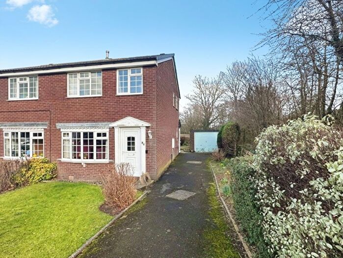 3 Bedroom Semi Detached House For Sale In Cambridge Drive, Otley, LS21