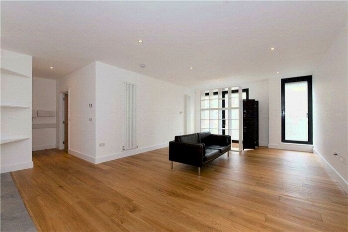 1 Bedroom Apartment To Rent In Orleston Road, Islington, N7