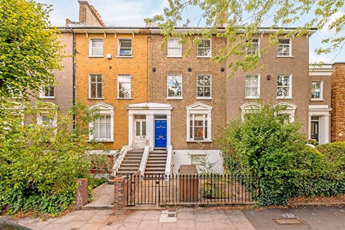 3 Bedroom Maisonette To Rent In Manor Avenue, Brockley, SE4