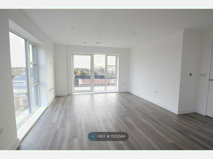 2 Bedroom Flat To Rent In Clara Rackham Street, Cambridge, CB1