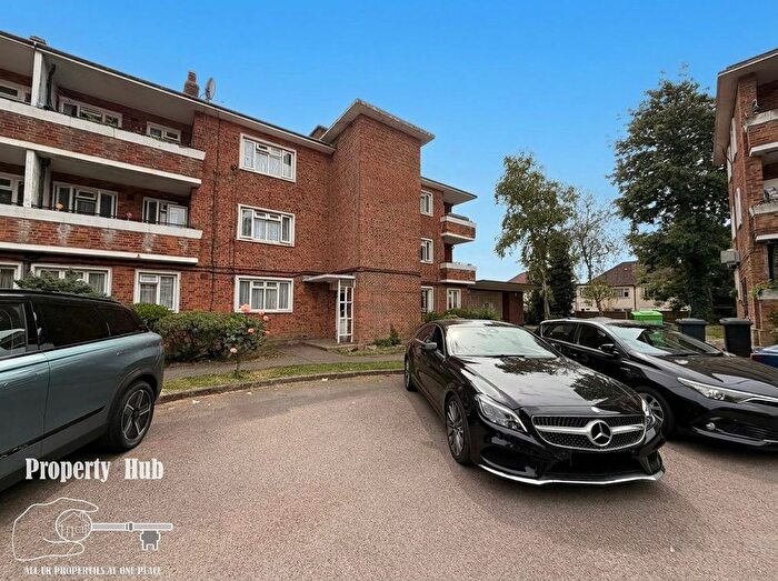1 Bedroom Flat For Sale In Gauntlett Court, HA0