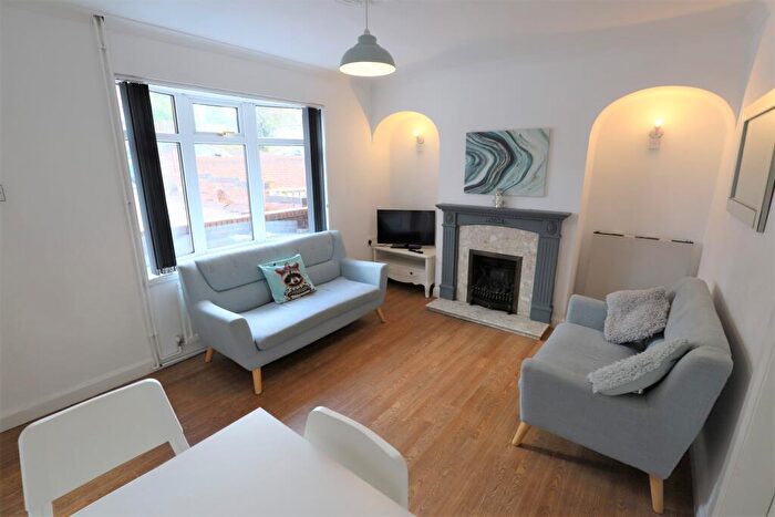 4 Bedroom Town House To Rent In Orme Road, Newcastle-under-Lyme, ST5