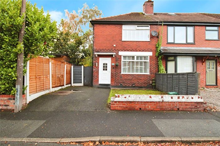 2 Bedroom End Of Terrace House For Sale In Deepdale Drive, Pendlebury, Swinton, Manchester, M27