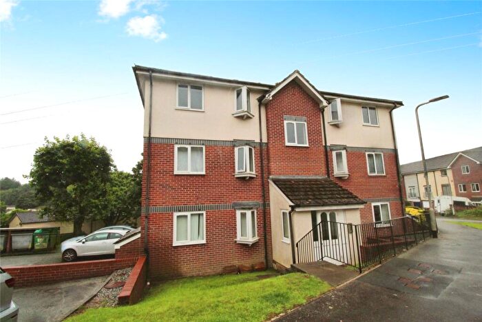 2 Bedroom Flat To Rent In The Limes, Plymouth, Devon, PL6