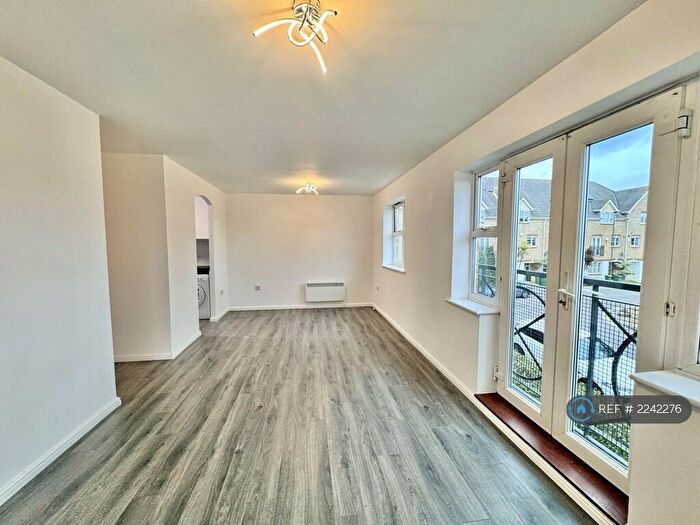 2 Bedroom Flat To Rent In Battery Road, London, SE28