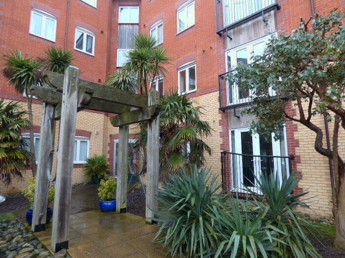 2 Bedroom Apartment To Rent In Quebec Quay Liverpool, L3