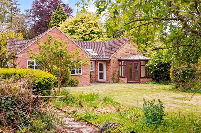 3 Bedroom Bungalow For Sale In Appleton Road, Cumnor, Oxford, Oxfordshire, OX2